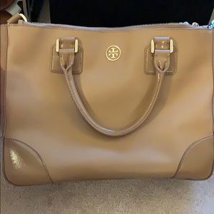 Authentic Tory Burch Robinson Tote